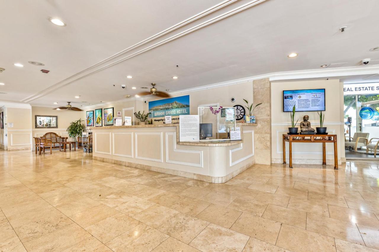 Picturesque Hotel Room With Private Balcony In Waikiki! Хонолулу Екстериор снимка