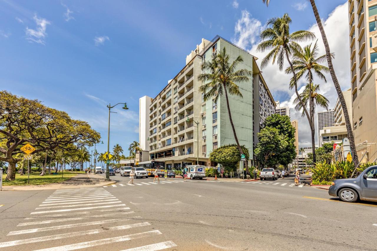 Picturesque Hotel Room With Private Balcony In Waikiki! Хонолулу Екстериор снимка